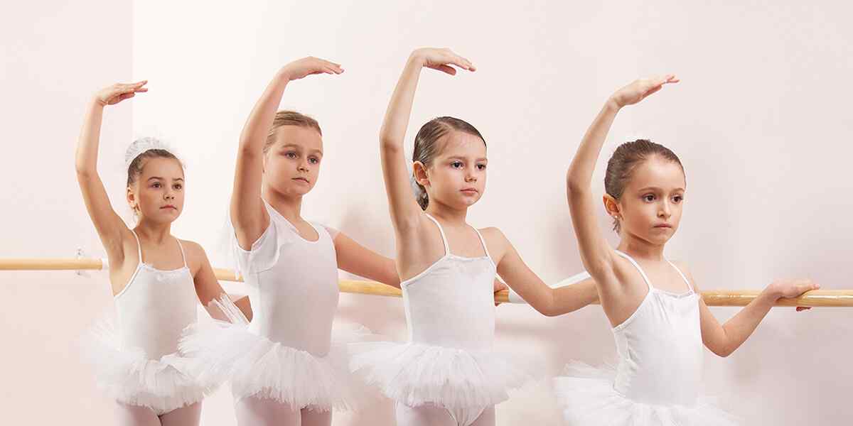 https://www.sunstarschool.com/wp-content/uploads/2019/04/inner_dance_03.jpg