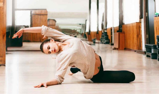 https://www.sunstarschool.com/wp-content/uploads/2019/04/inner_image_dance_03-640x379.jpg