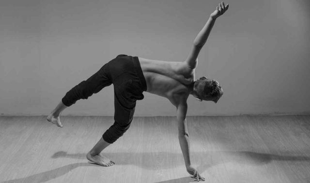 https://www.sunstarschool.com/wp-content/uploads/2019/04/inner_image_dance_07-640x379.jpg