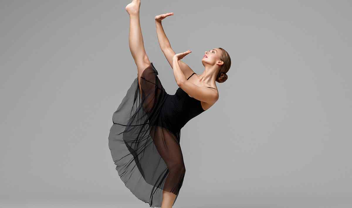 https://www.sunstarschool.com/wp-content/uploads/2019/04/inner_image_dance_09.jpg
