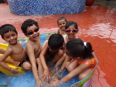 pool-party10