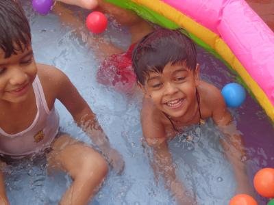 pool-party2