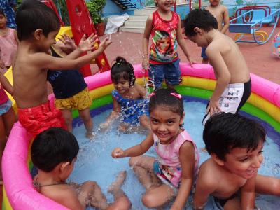 pool-party4